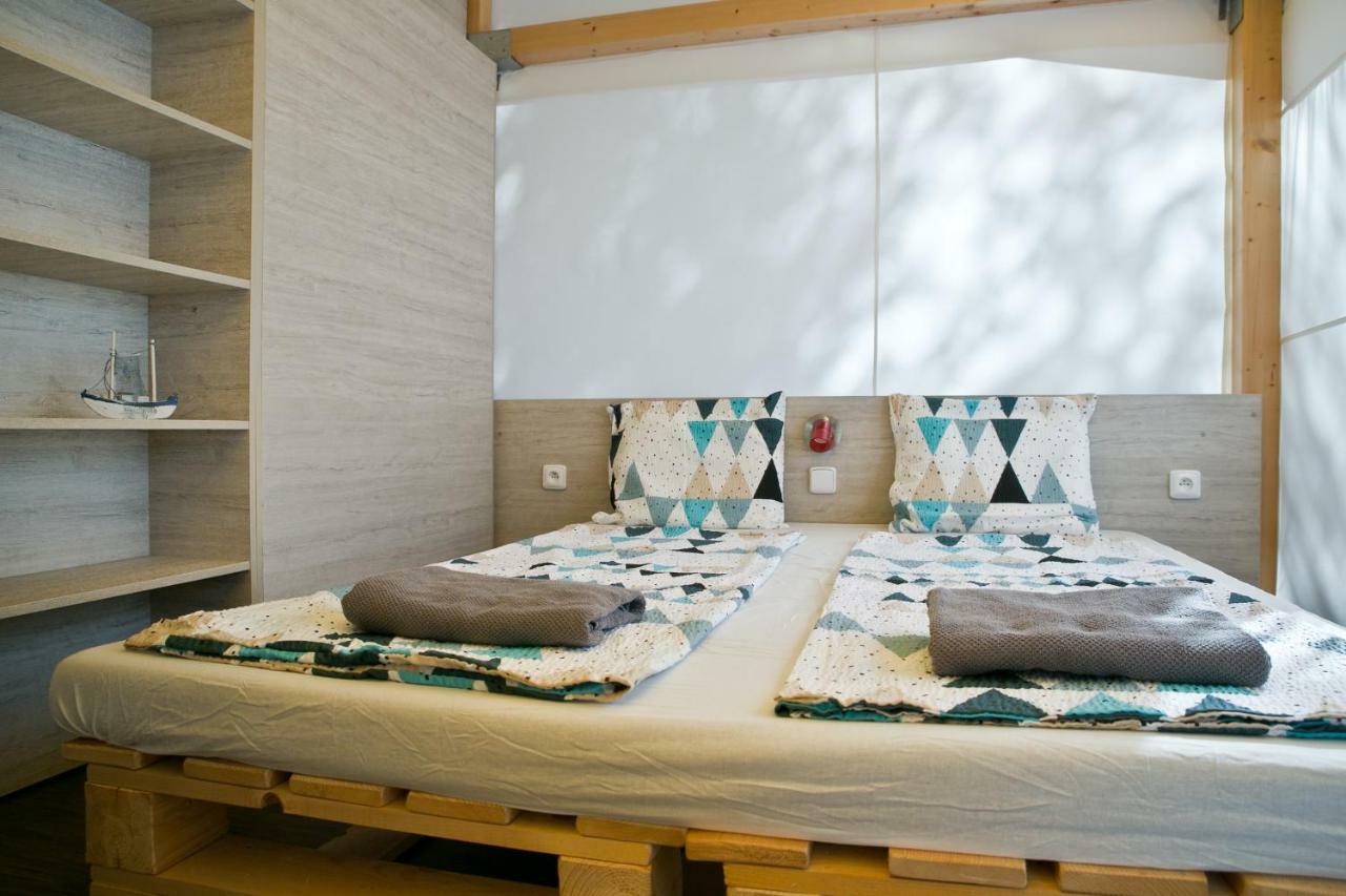 Glamping Tents - Camp Adriatic Primošten Esterno foto